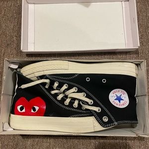 Converse x CDG Size 8.5 mens shoes